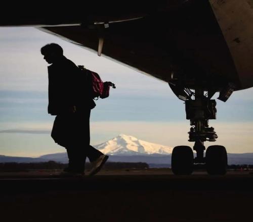 泳池设备销,售员业余游,泳选手加入,平博体育官网,APP下载,注册领彩金,官方网站,网站入口