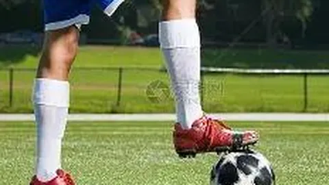 杨紫澄清与张艺兴恋情谣言：独身女性精英