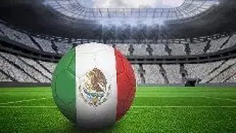 尔冬升曾质疑周杰伦与姜大卫父子关系，因外貌相似度极高，揭秘尔冬升家族成员情况